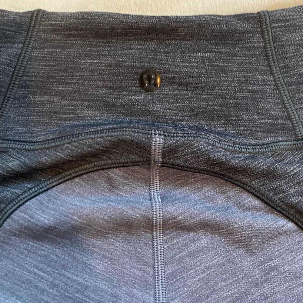 Grey Lululemon Color-Block Leggings Size 2 - image 2